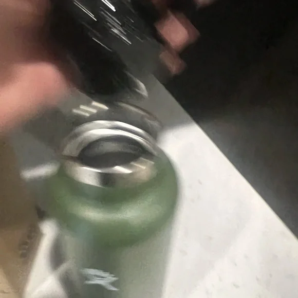 Hydro Flask Forest Green Bottle - Picture 5 of 5